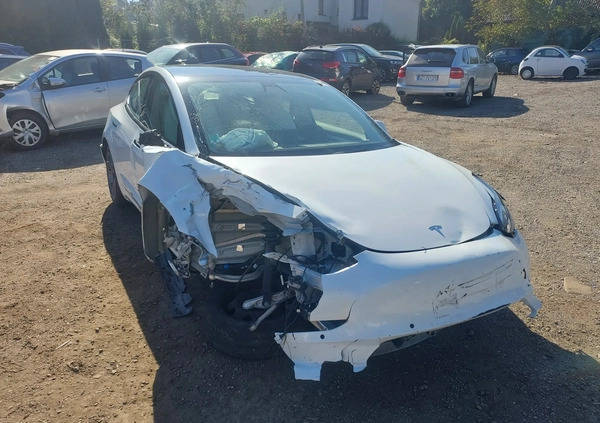 Tesla Model 3 cena 57900 przebieg: 20000, rok produkcji 2021 z Tykocin małe 497